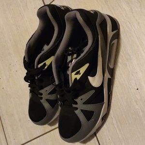 Nike Air Men's size 9.5 Athletic shoe